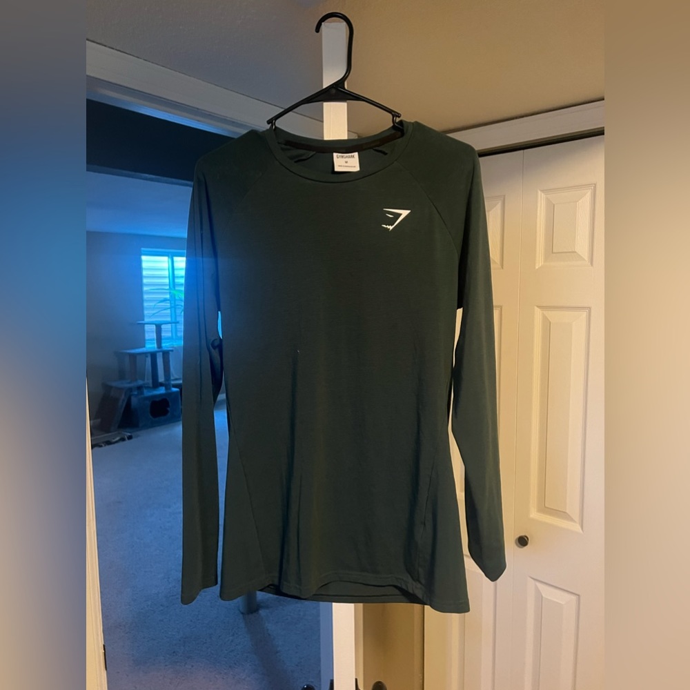 Gym shark long sleeve